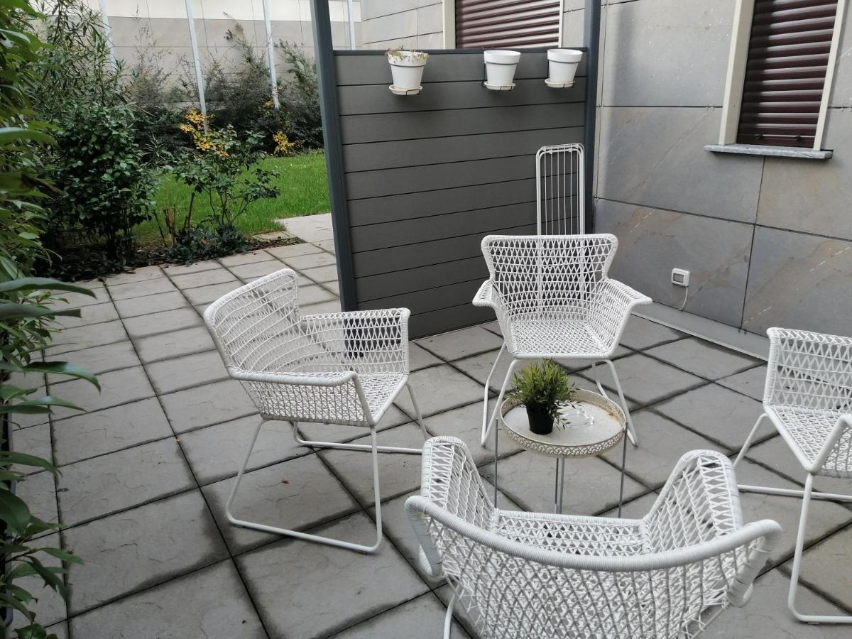 C.A.V. B&B Curiel20 San Donato Milanese Exterior foto